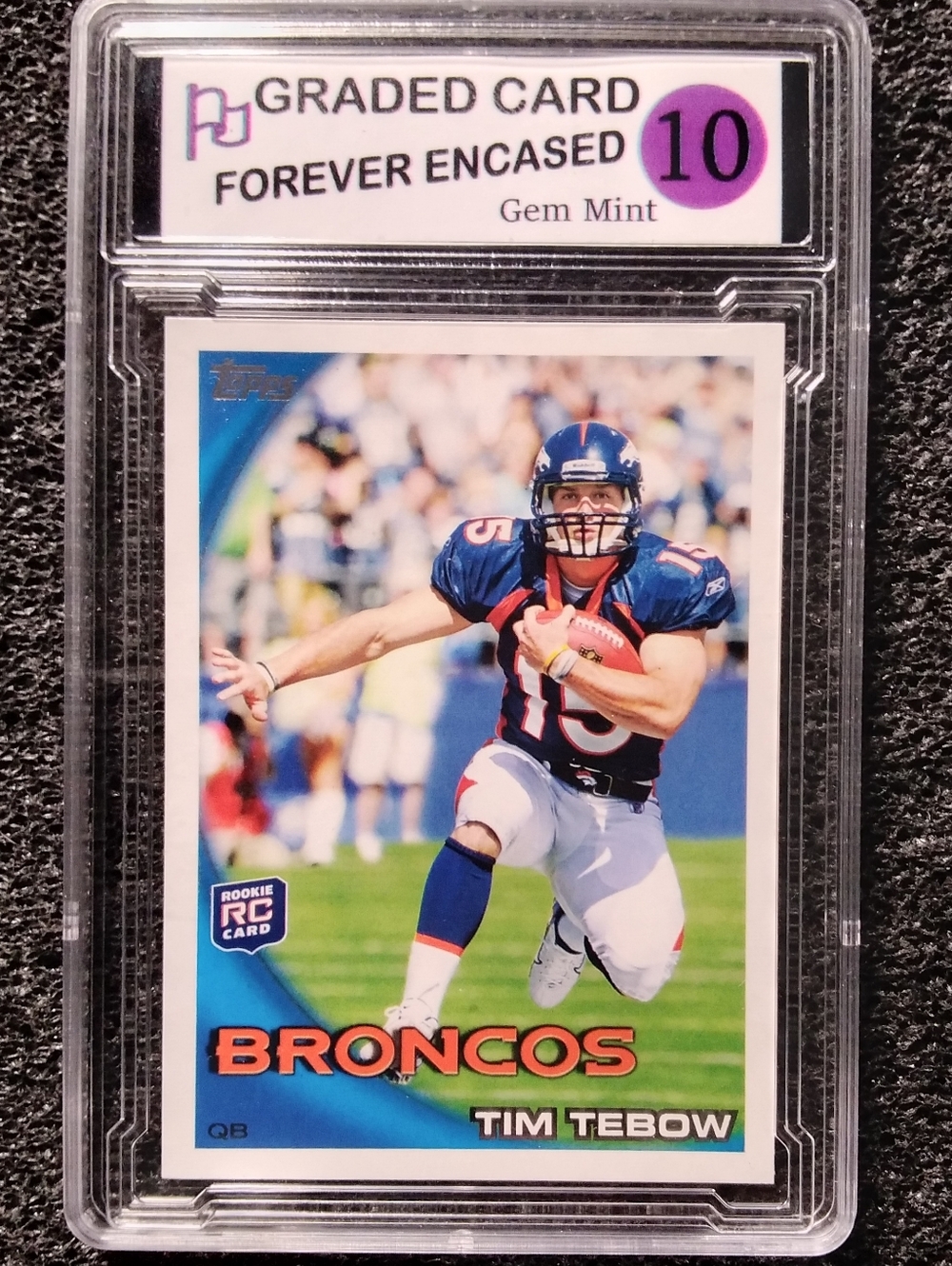 Tim Tebow Denver  Broncos Topps Football Rookie Card. Graded 10 Gem Mint. Graded